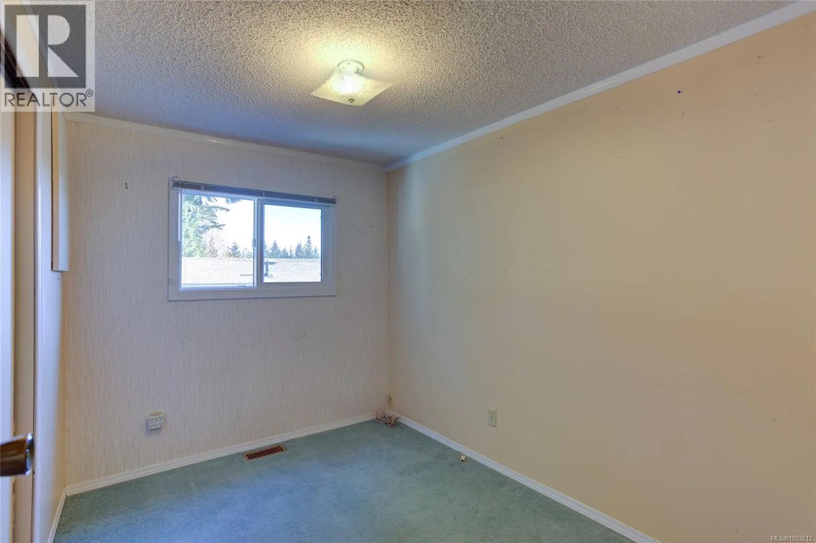 71 10980 Westdowne Rd