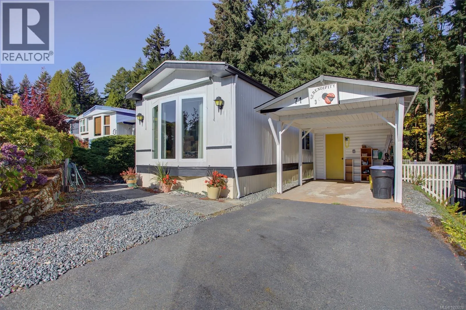 71 10980 Westdowne Rd