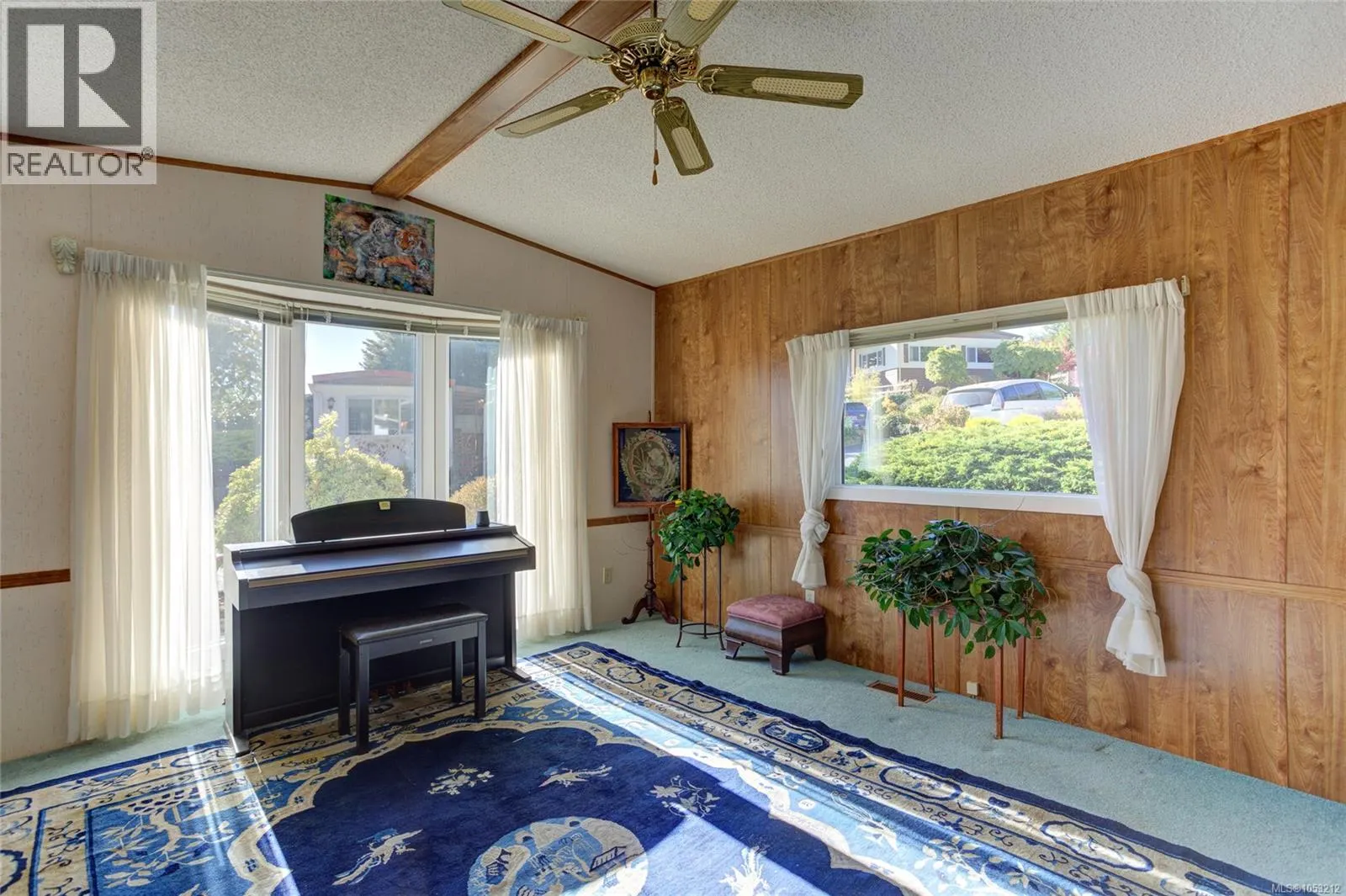 71 10980 Westdowne Rd