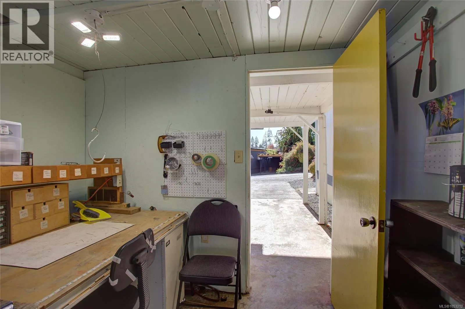 71 10980 Westdowne Rd