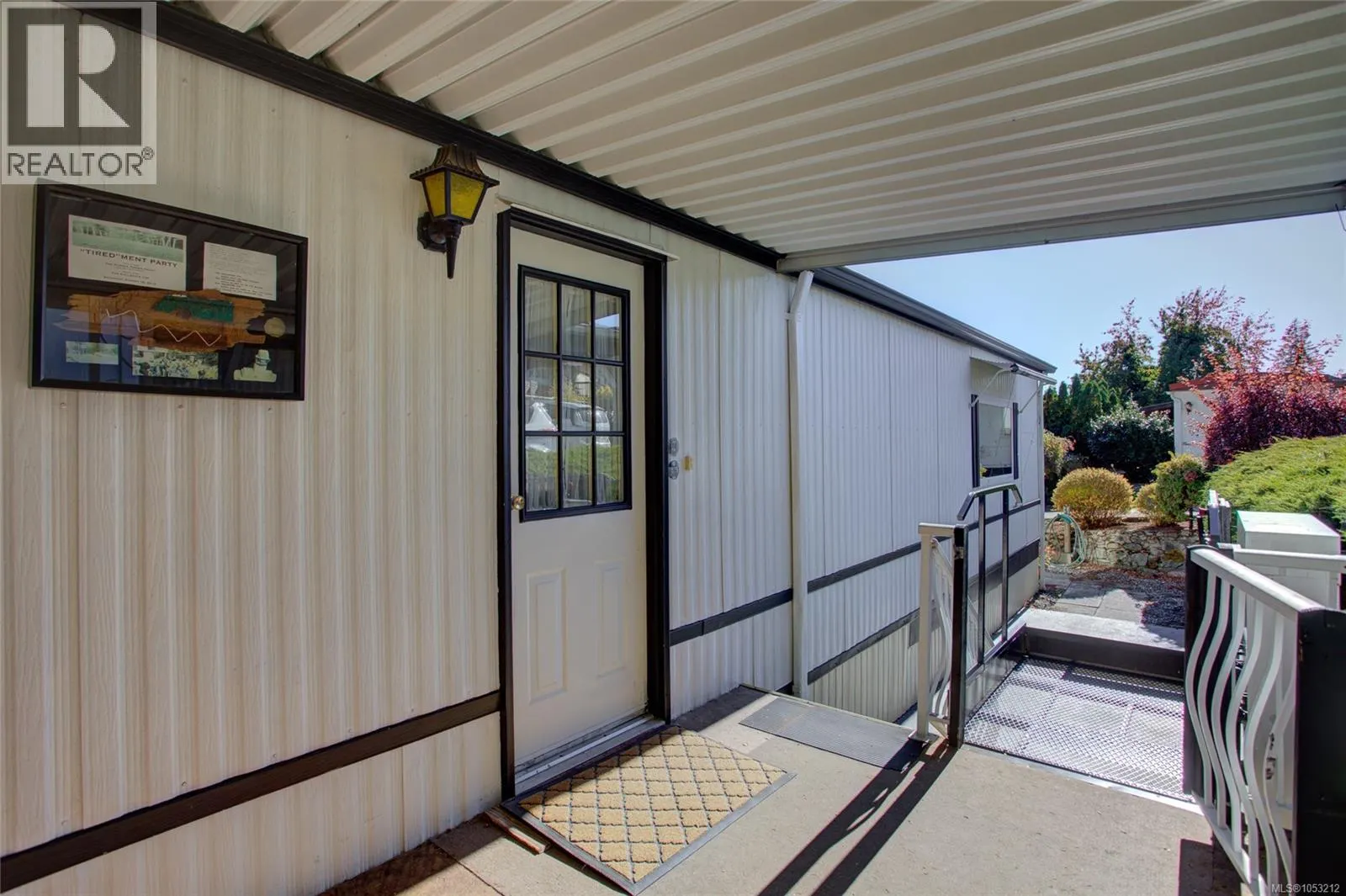 71 10980 Westdowne Rd