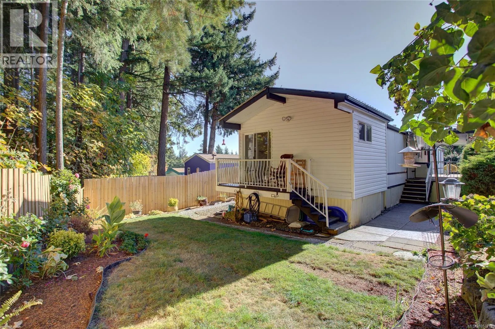 71 10980 Westdowne Rd
