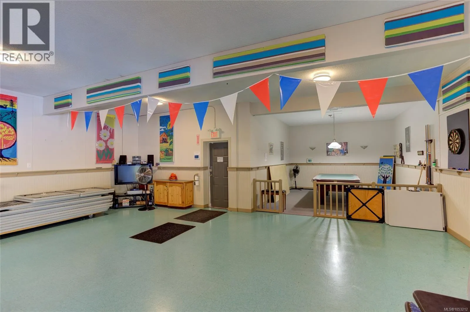 71 10980 Westdowne Rd