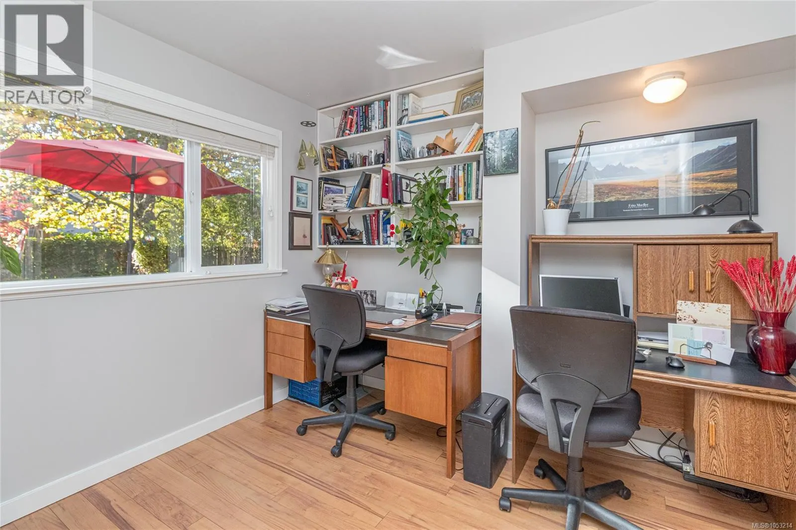 1025 Waverly Terr