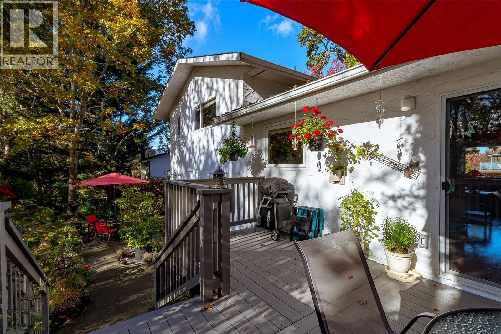 1025 Waverly Terr