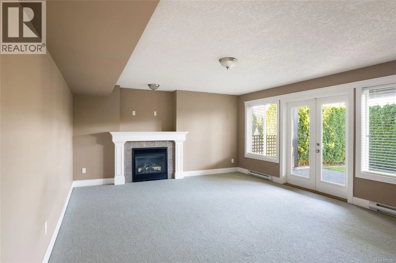 590 Cottyn Way