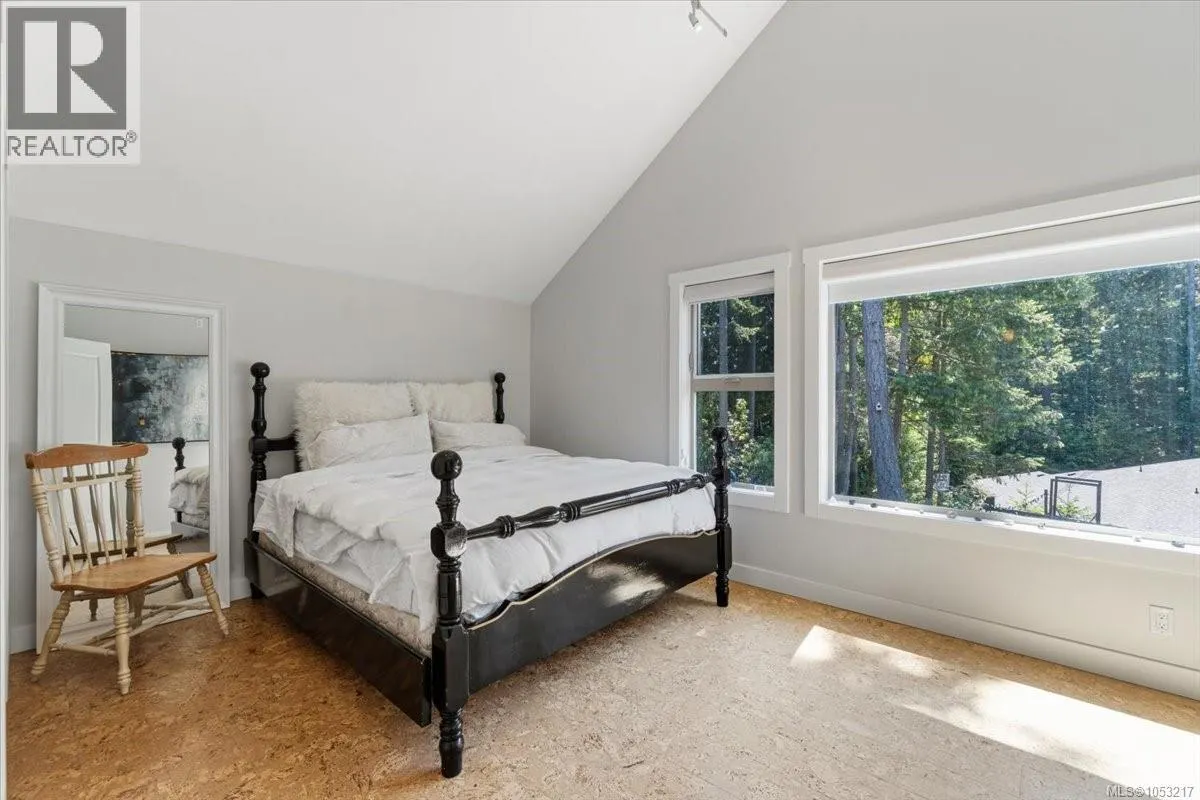 5271 Rutherford Rd