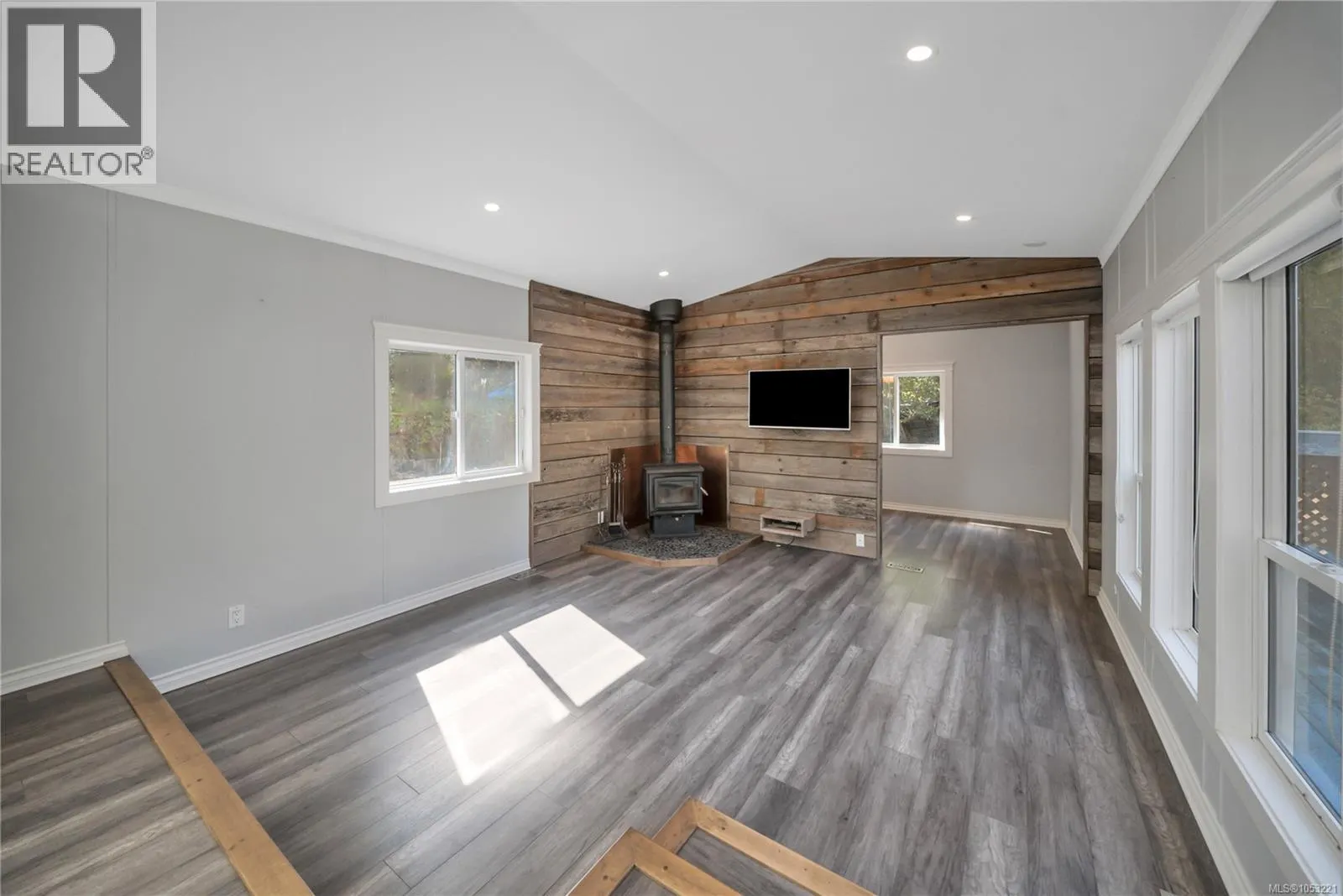 1320 Englishman River Rd