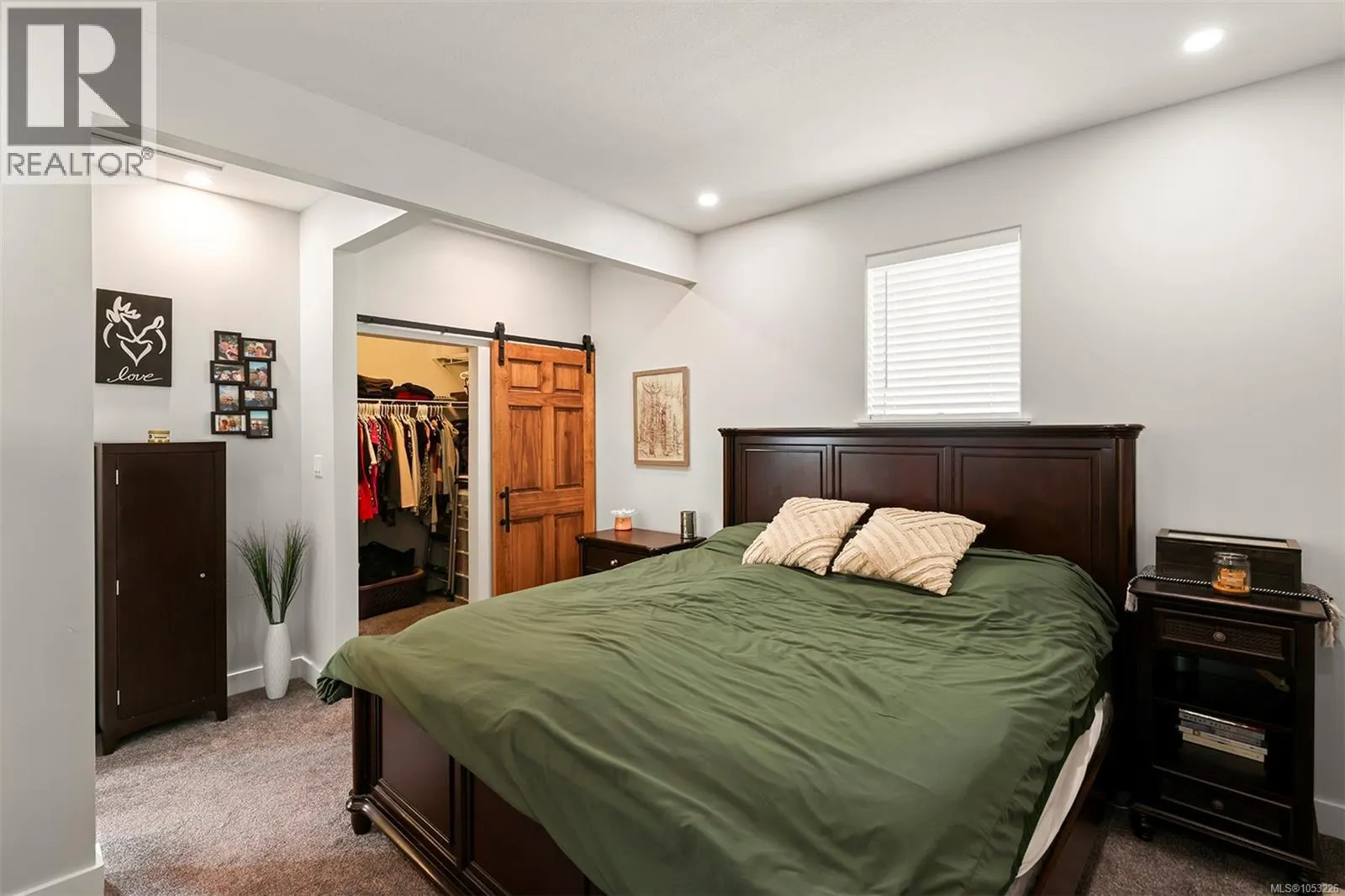 749 Timberline Dr