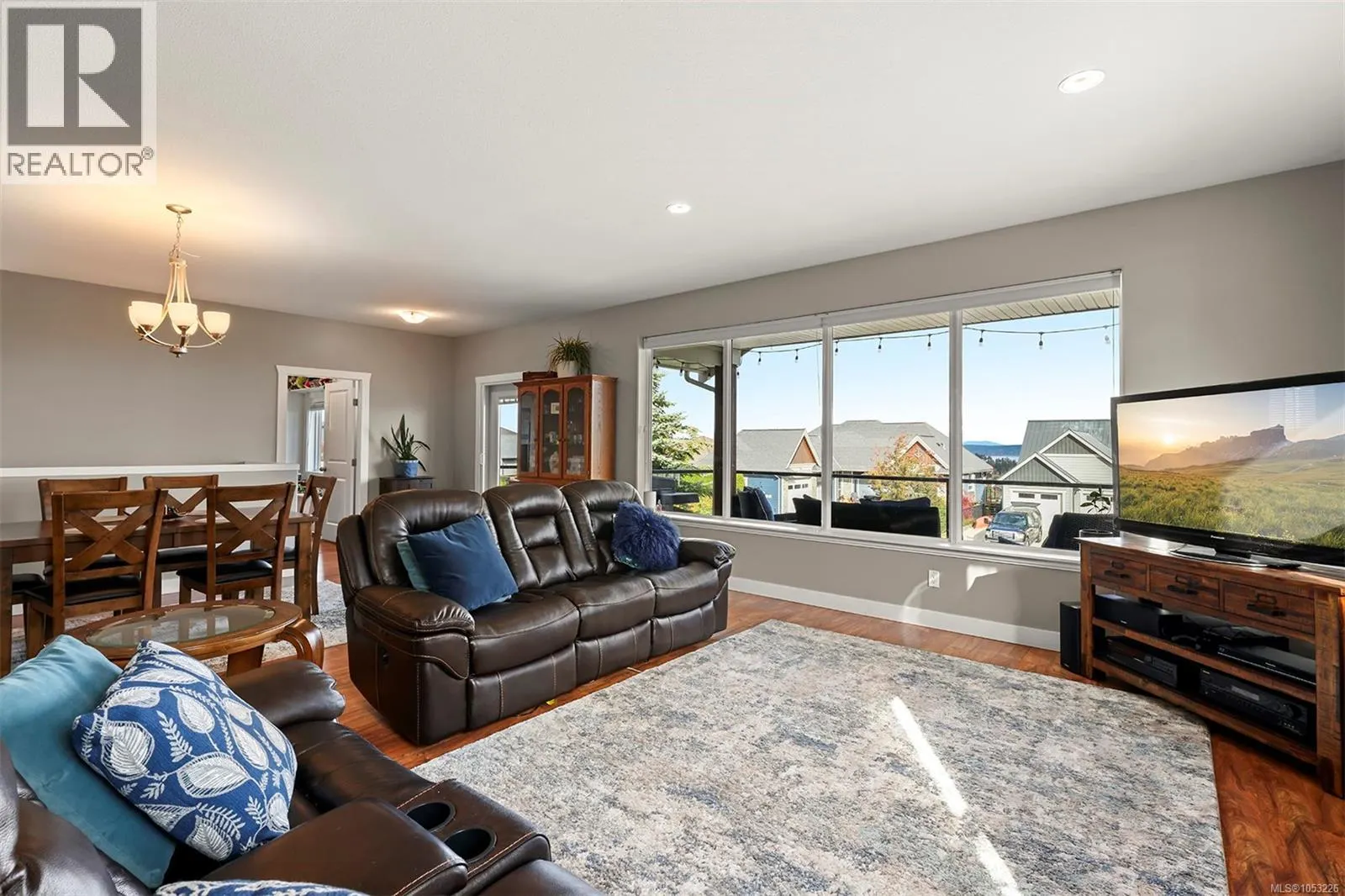 749 Timberline Dr