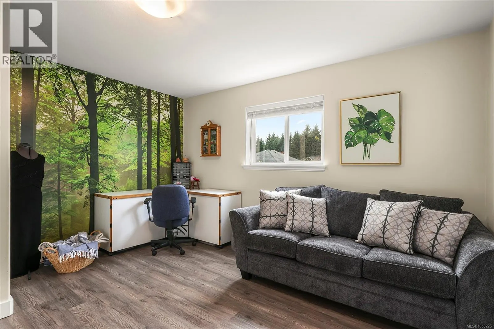749 Timberline Dr
