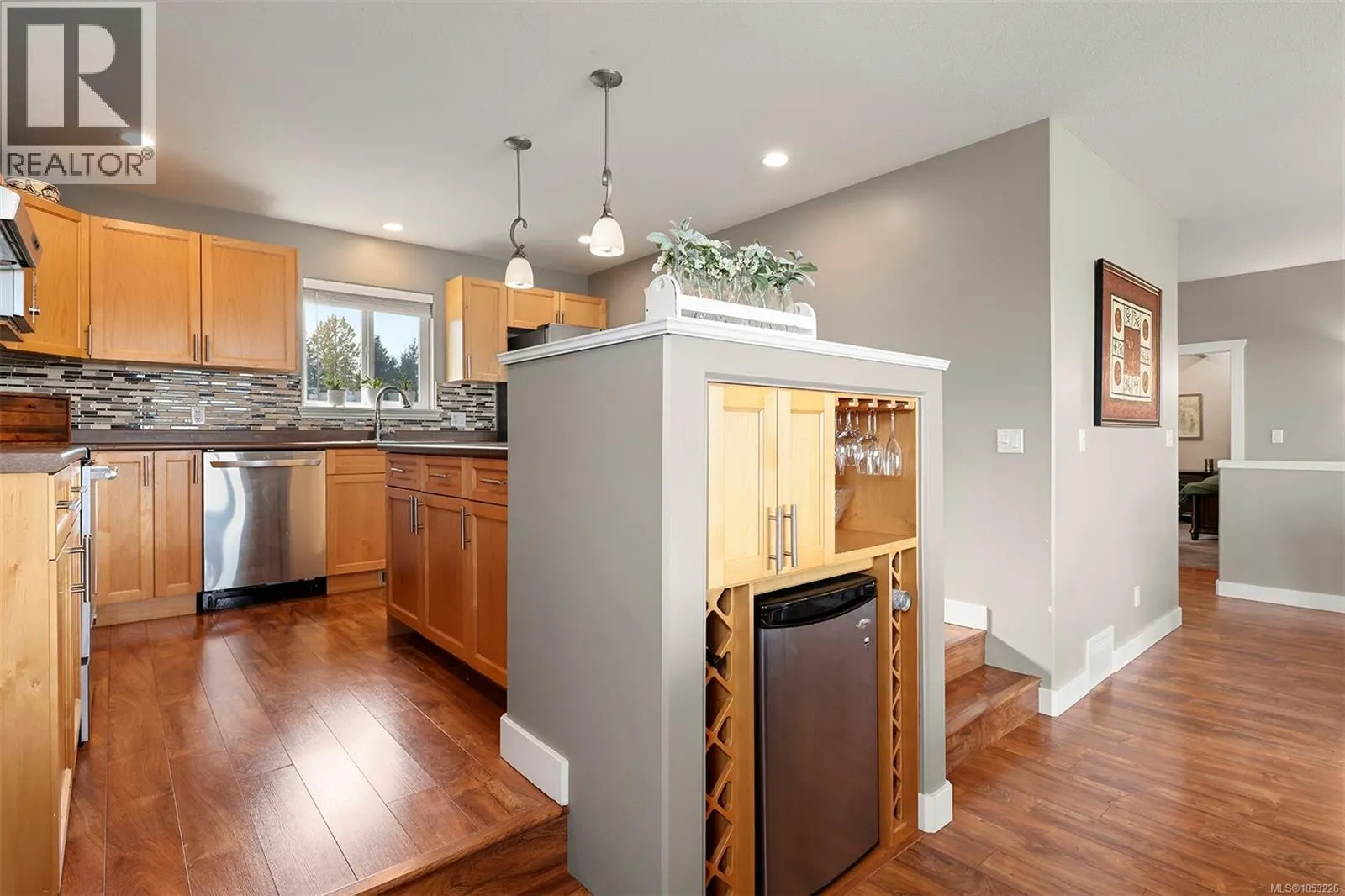 749 Timberline Dr