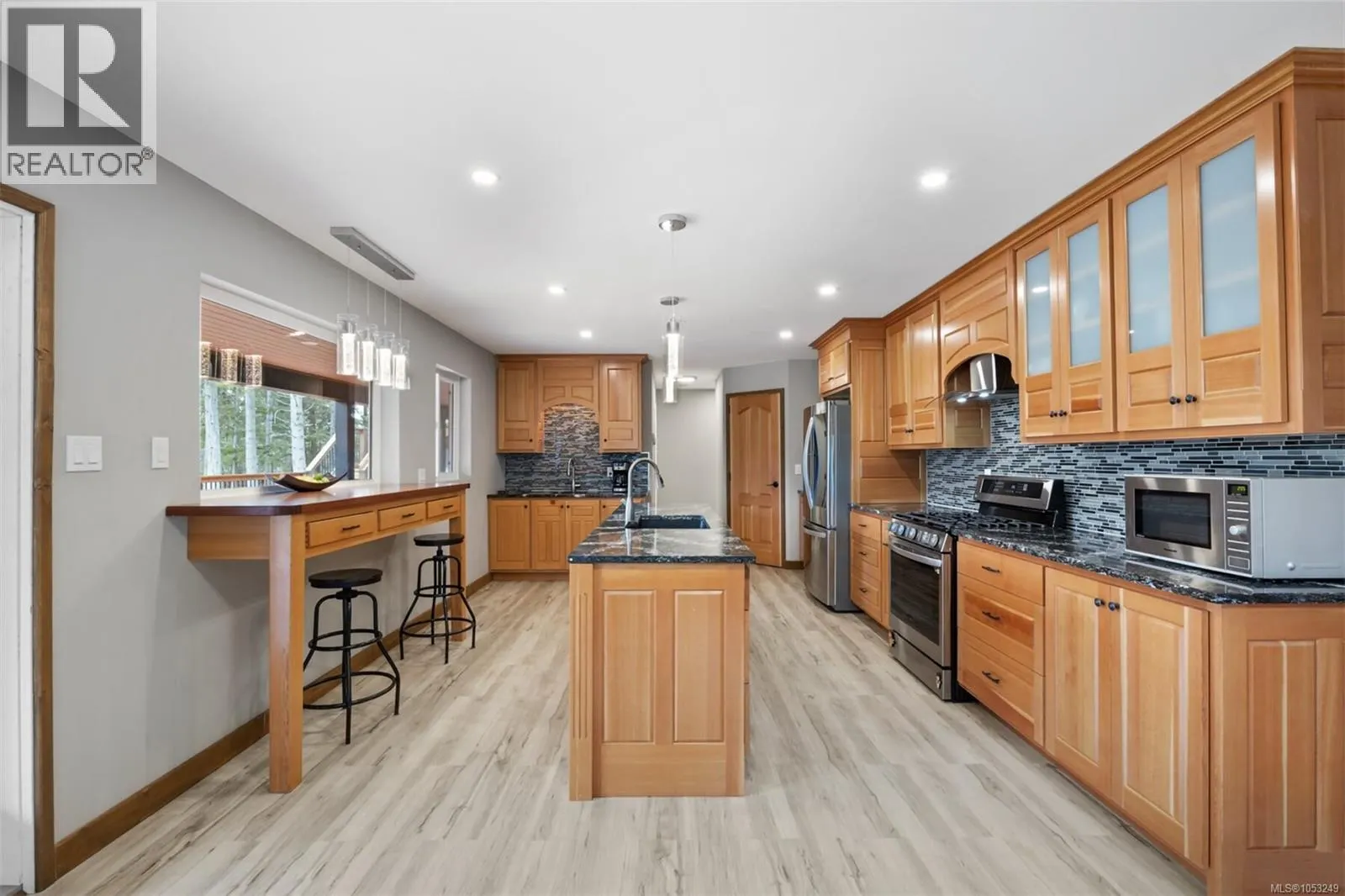 2030 Spike Rd