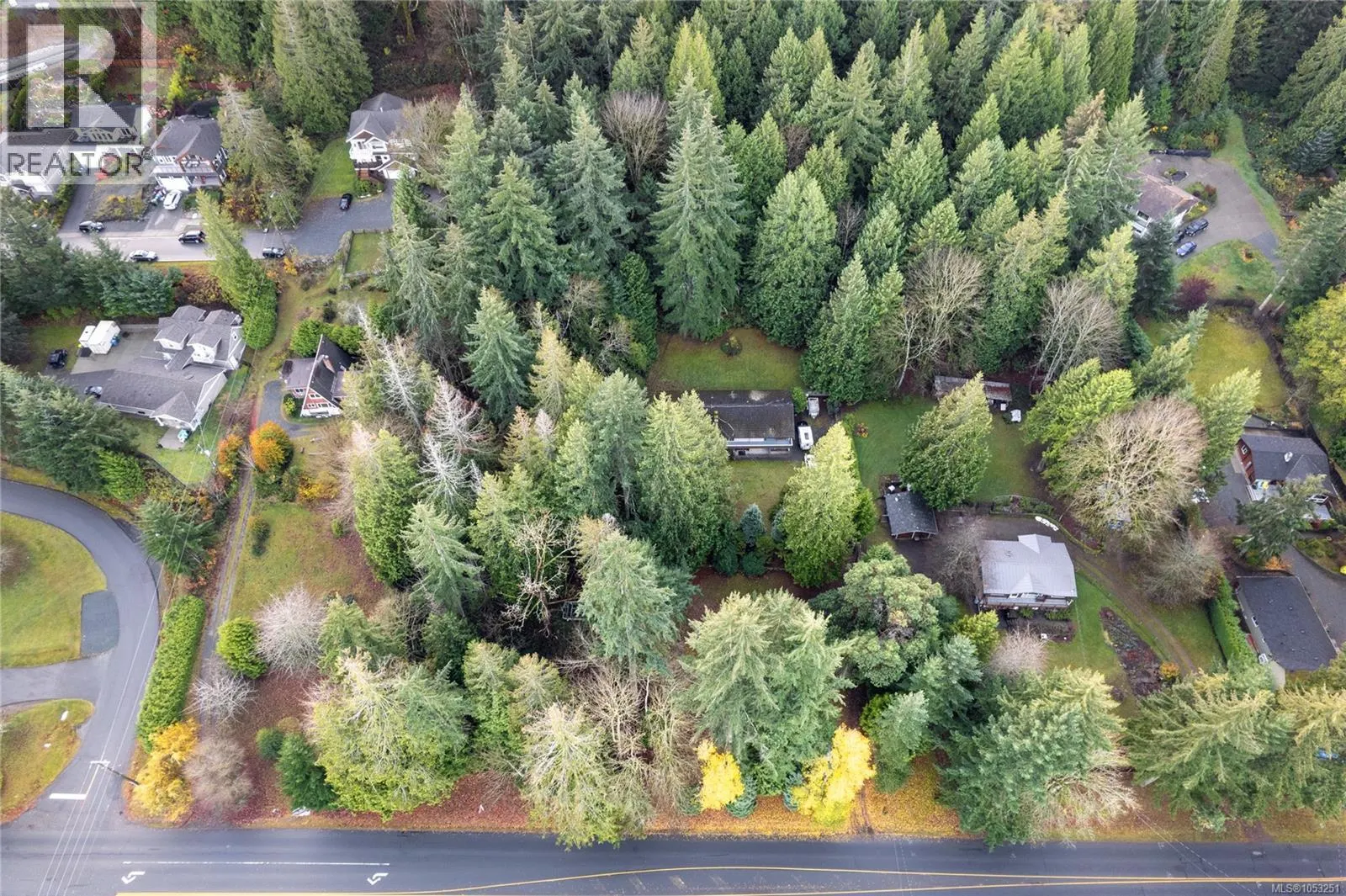 5611 Hammond Bay Rd