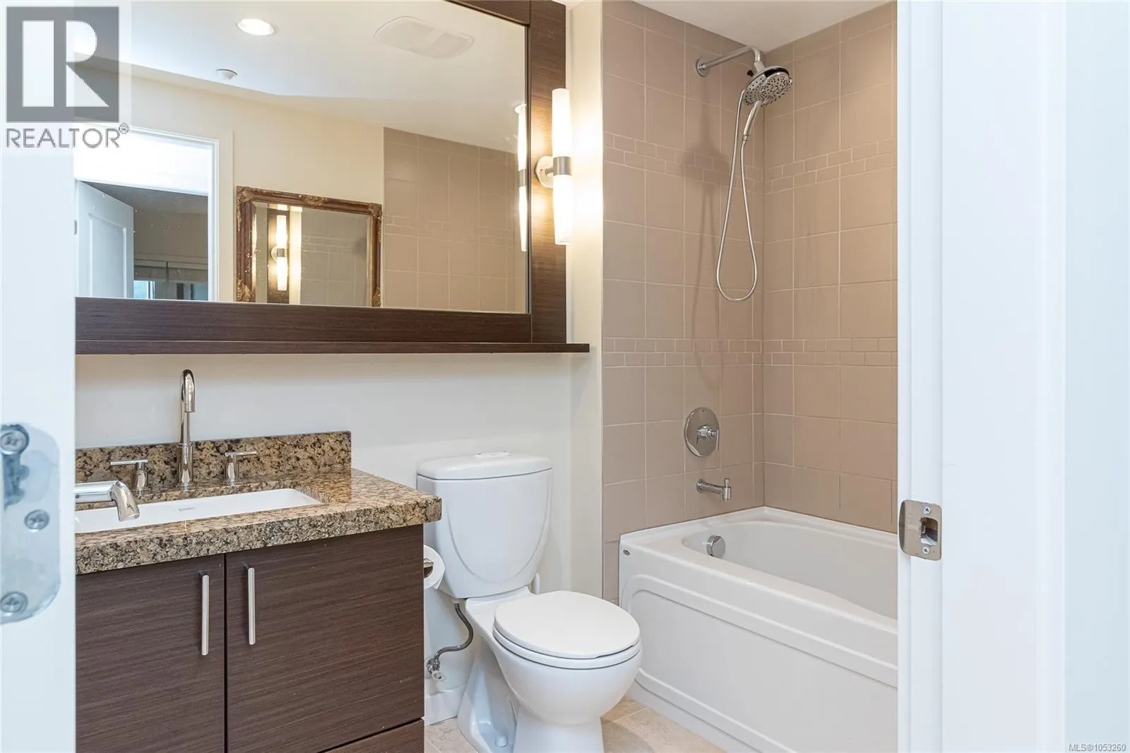 610 1400 Lynburne Pl
