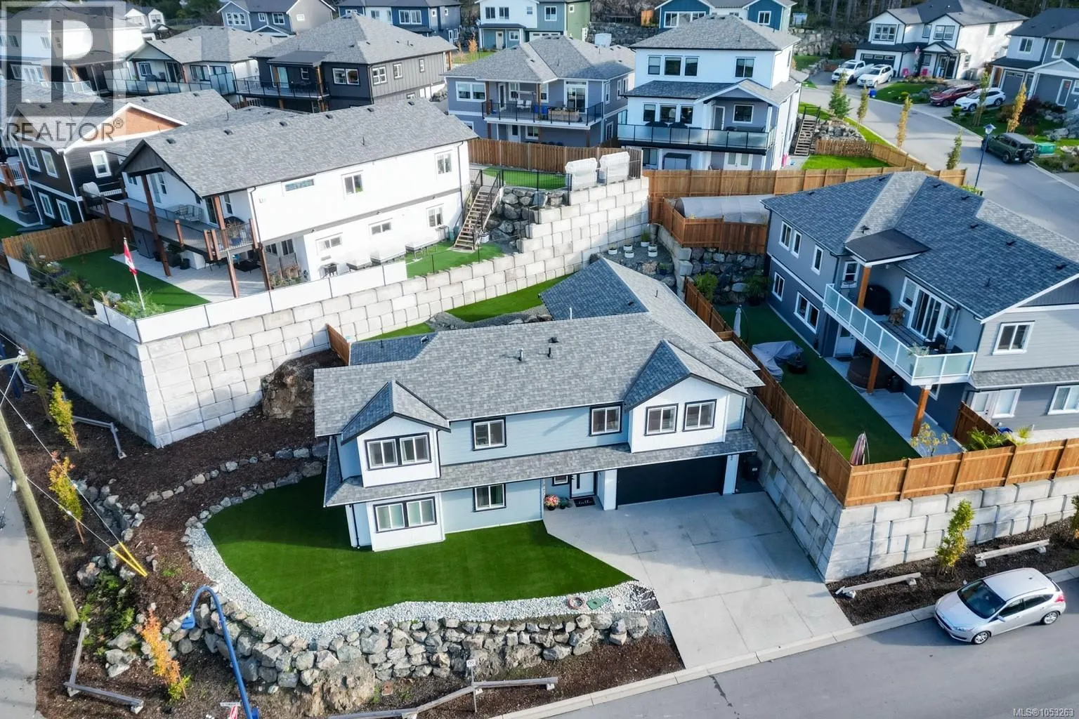 862 Tomack Loop