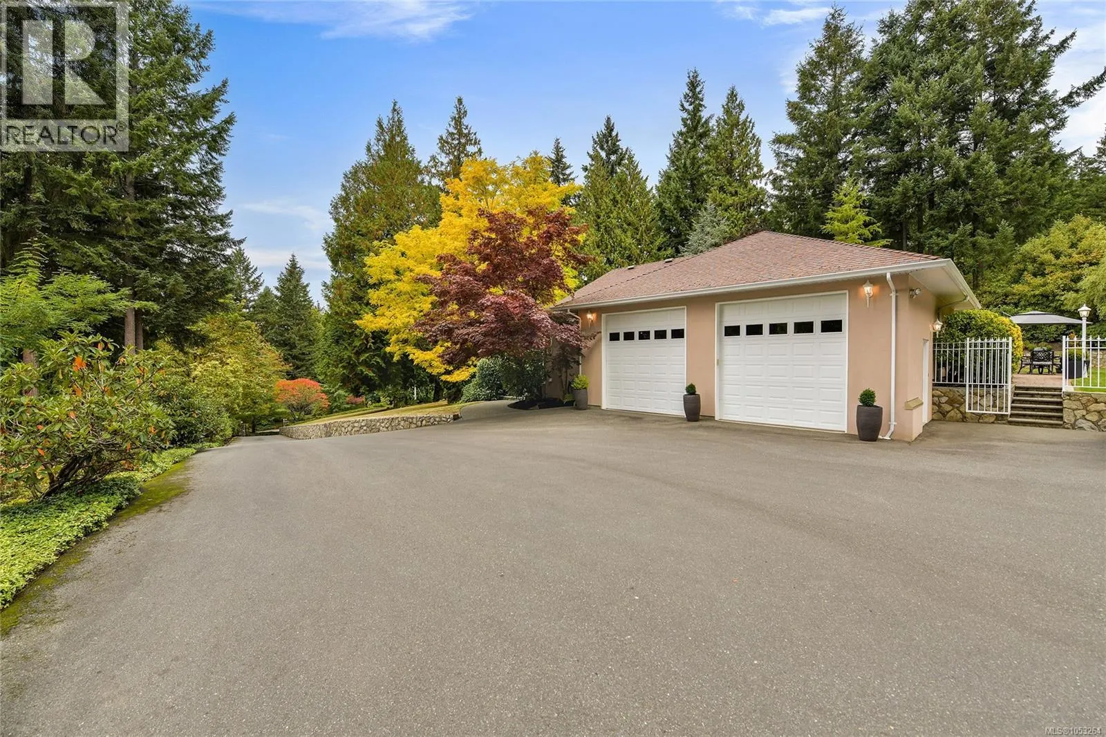 1181 Garden Gate Dr