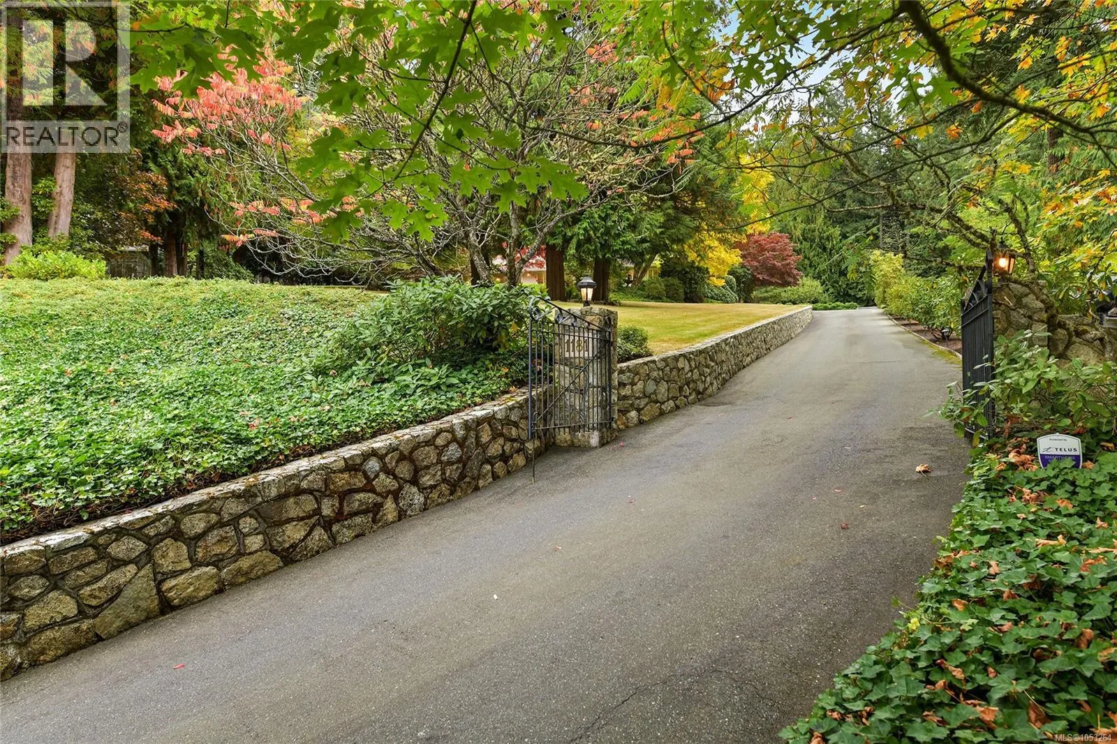 1181 Garden Gate Dr