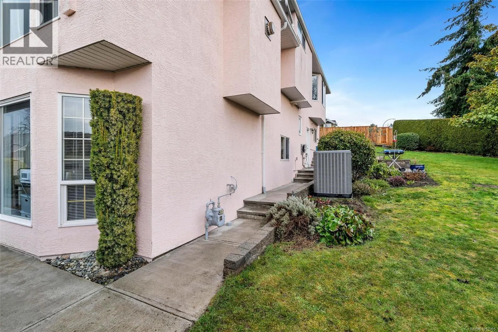 6111 Denali Dr