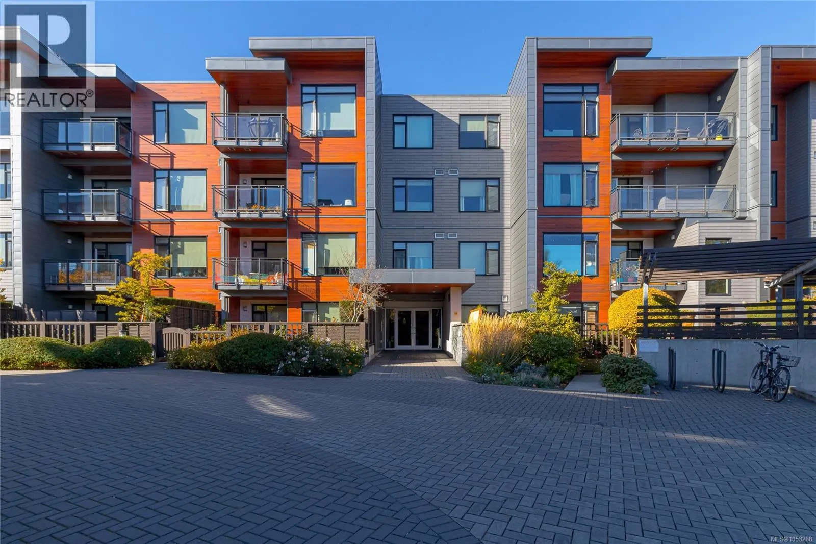 403 3815 Rowland Ave