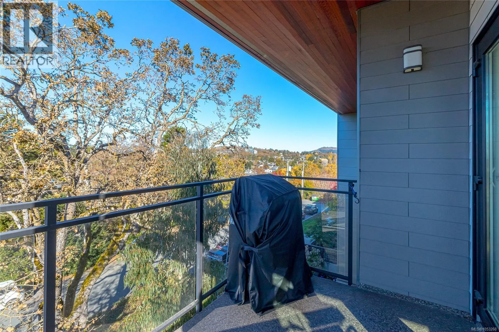 403 3815 Rowland Ave
