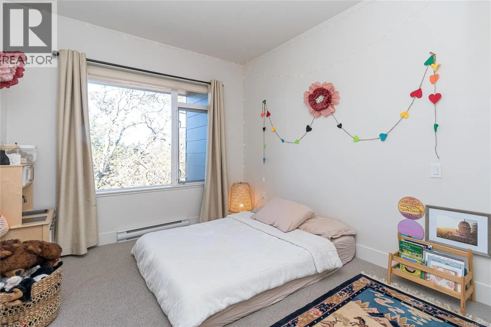 403 3815 Rowland Ave