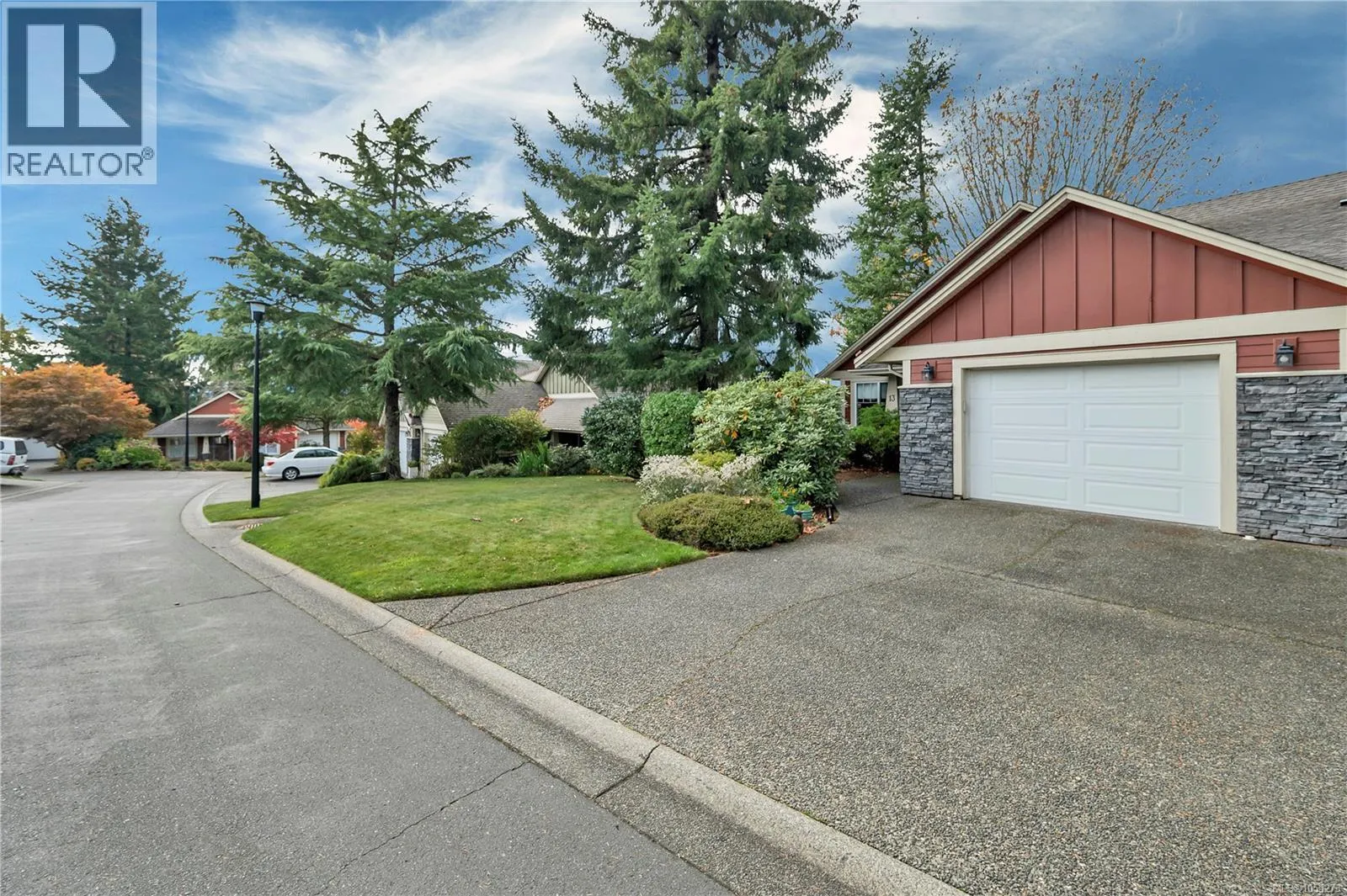 13 769 Merecroft Rd