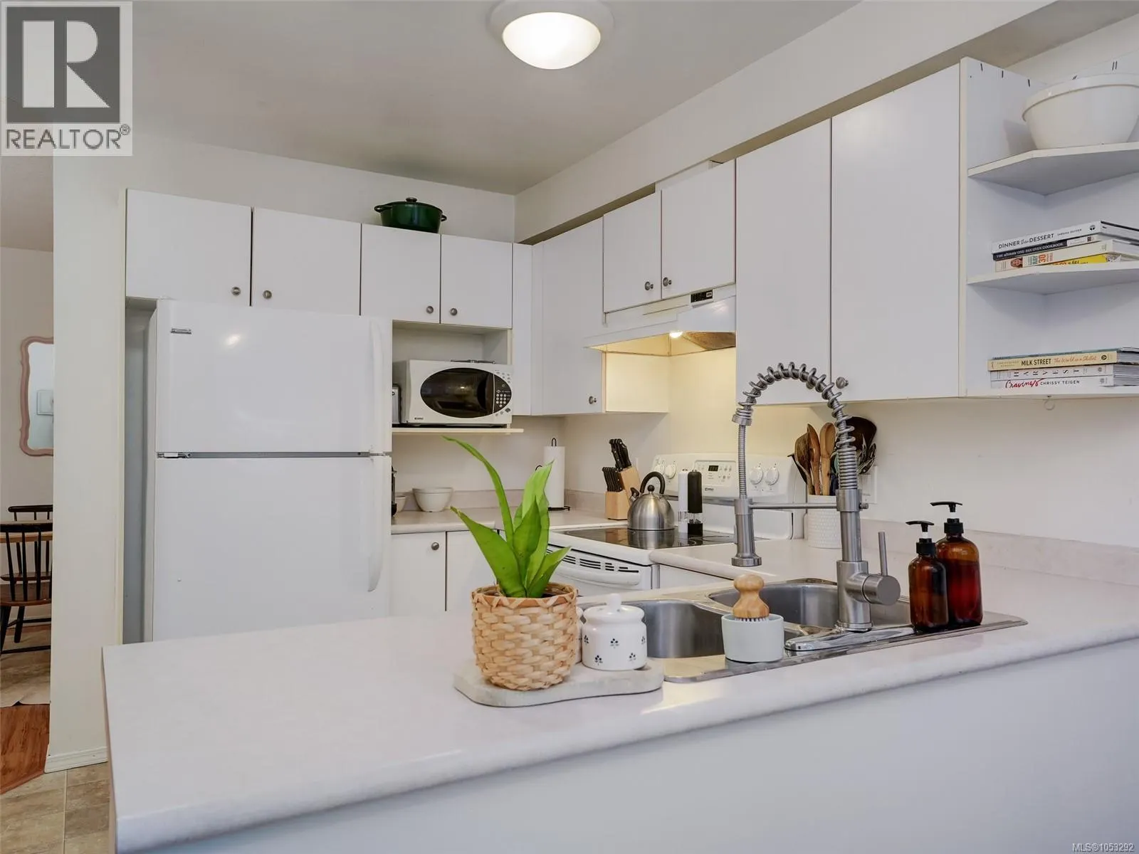 110 494 Marsett Pl