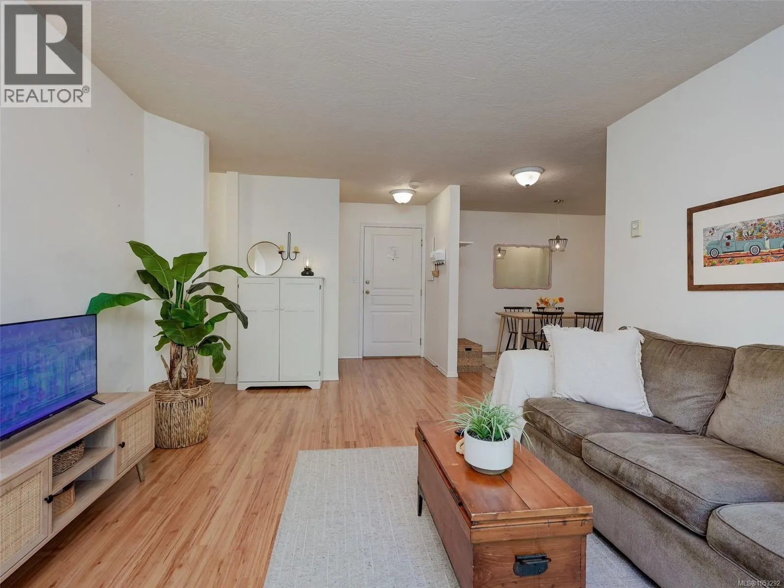 110 494 Marsett Pl