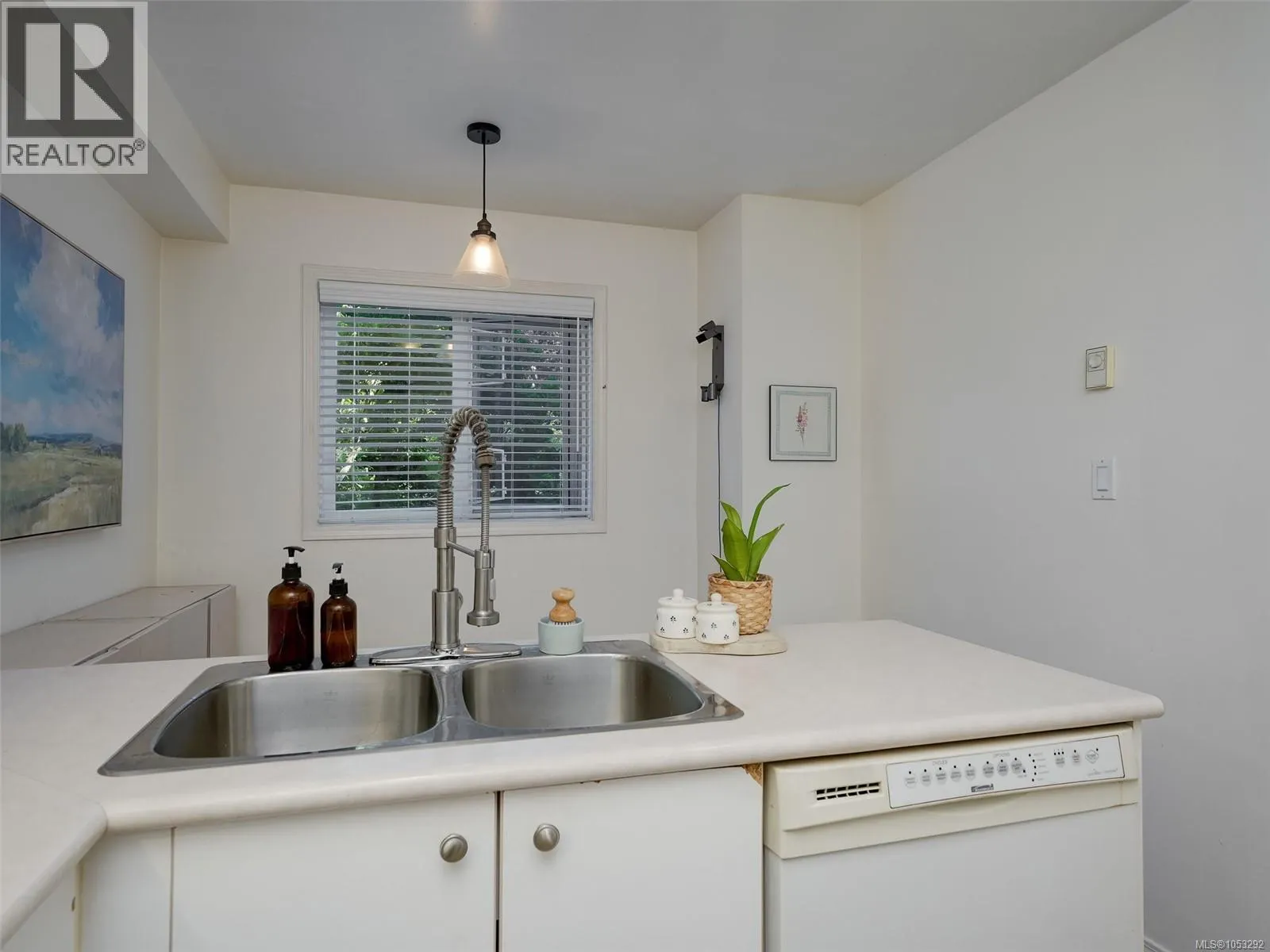 110 494 Marsett Pl