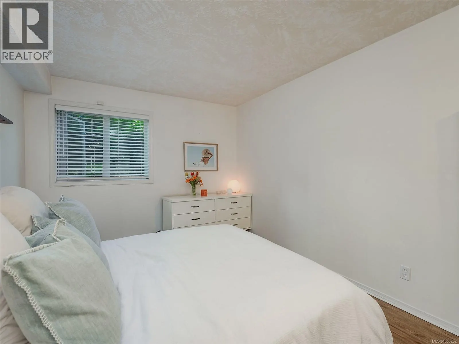 110 494 Marsett Pl