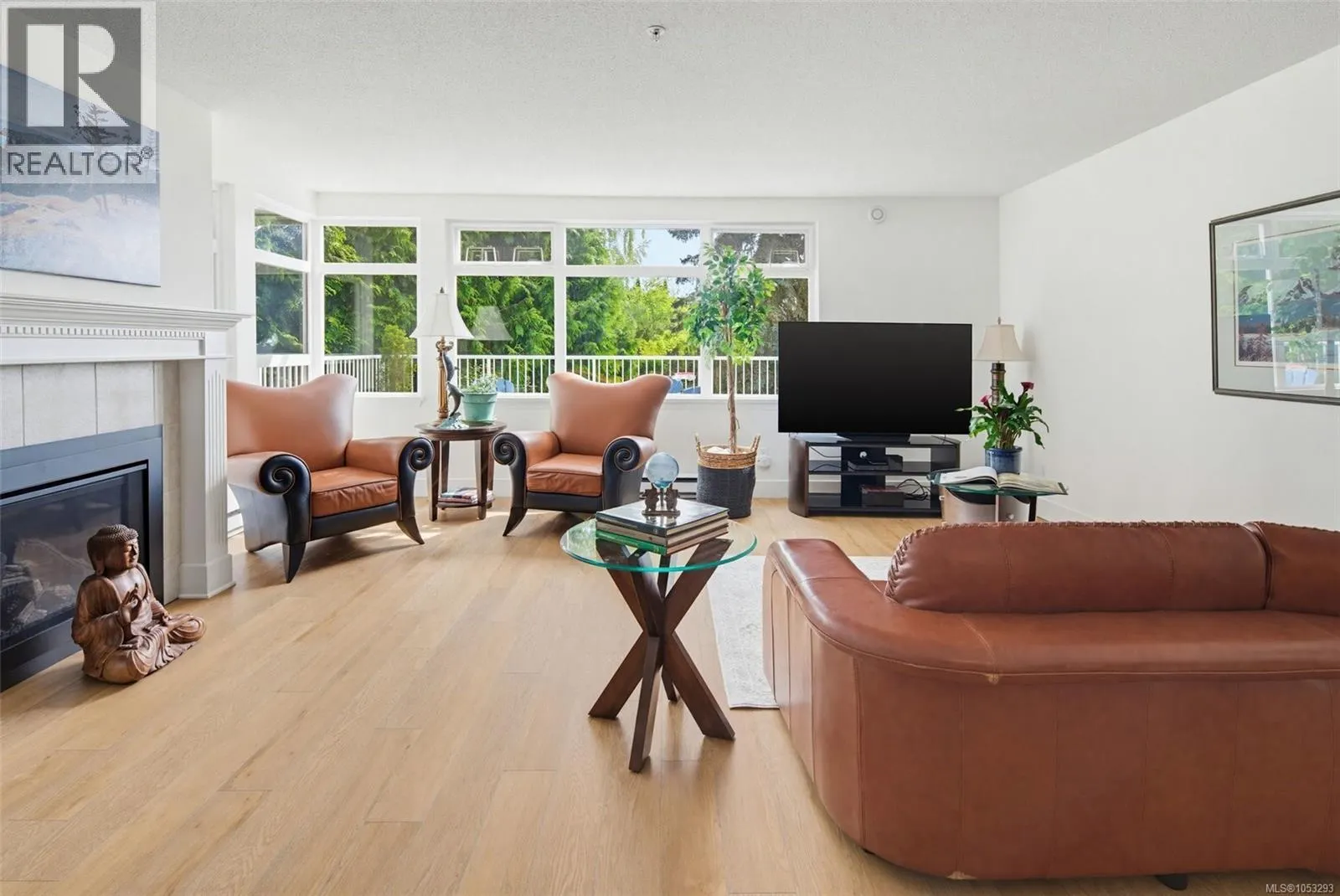 209 5110 Cordova Bay Rd