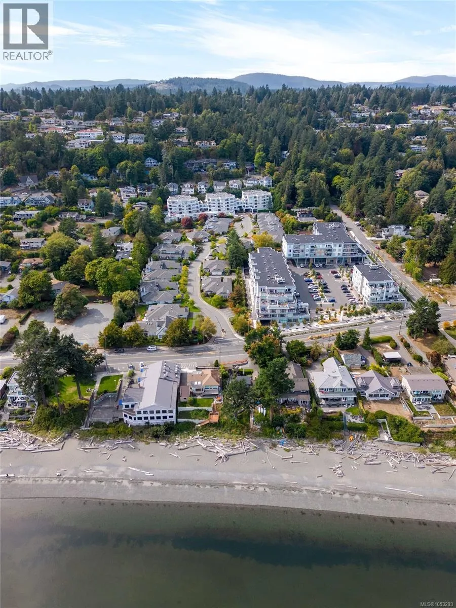 209 5110 Cordova Bay Rd