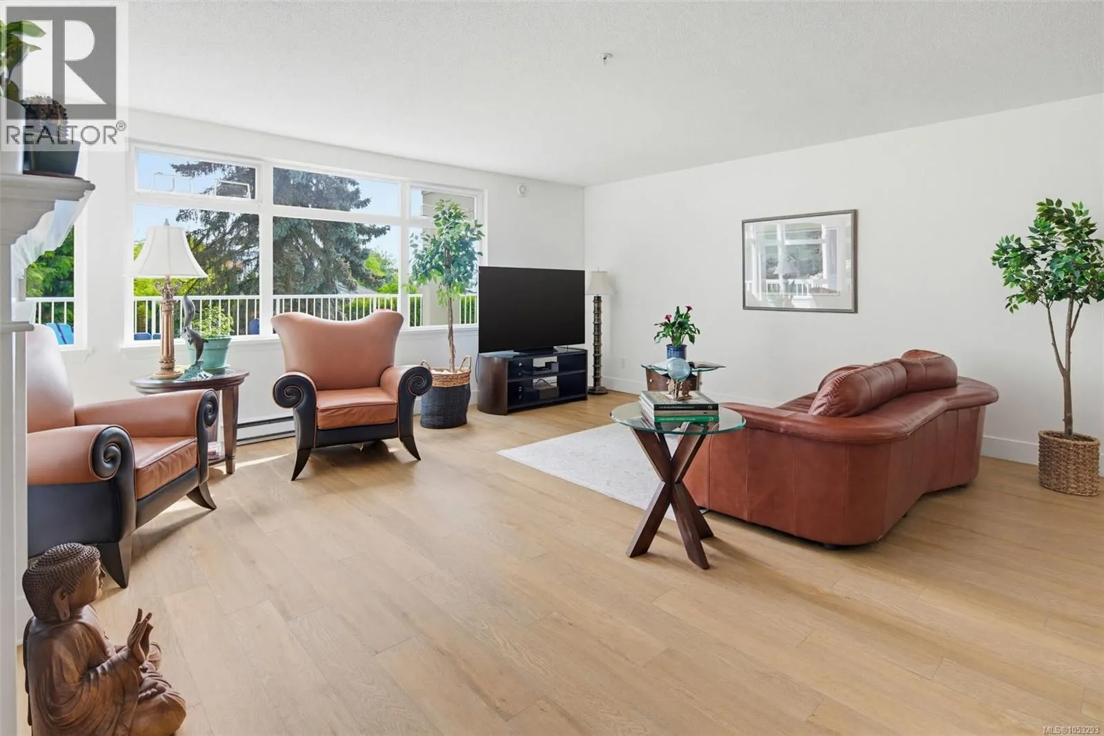 209 5110 Cordova Bay Rd