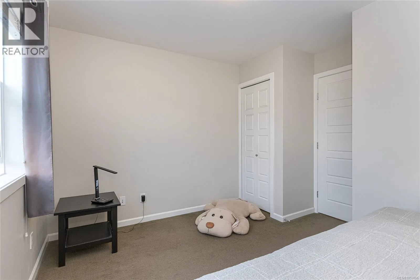 8 3356 Whittier Ave