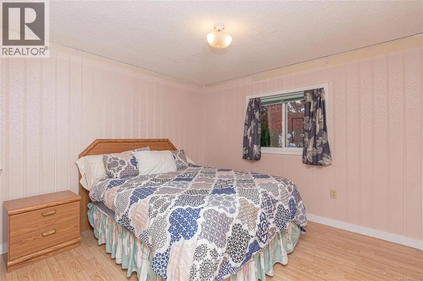4 658 Alderwood Dr