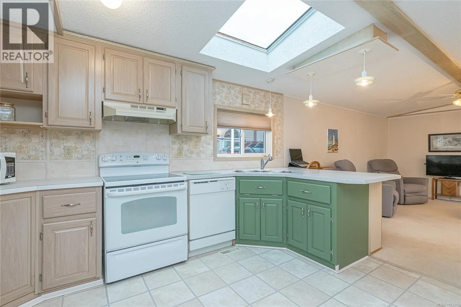 4 658 Alderwood Dr