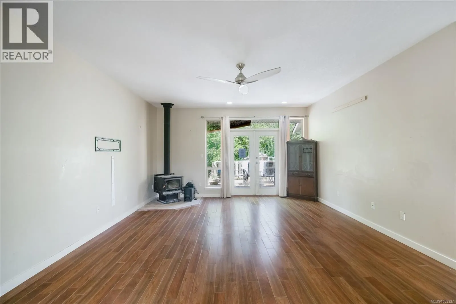 126 Bayridge Pl