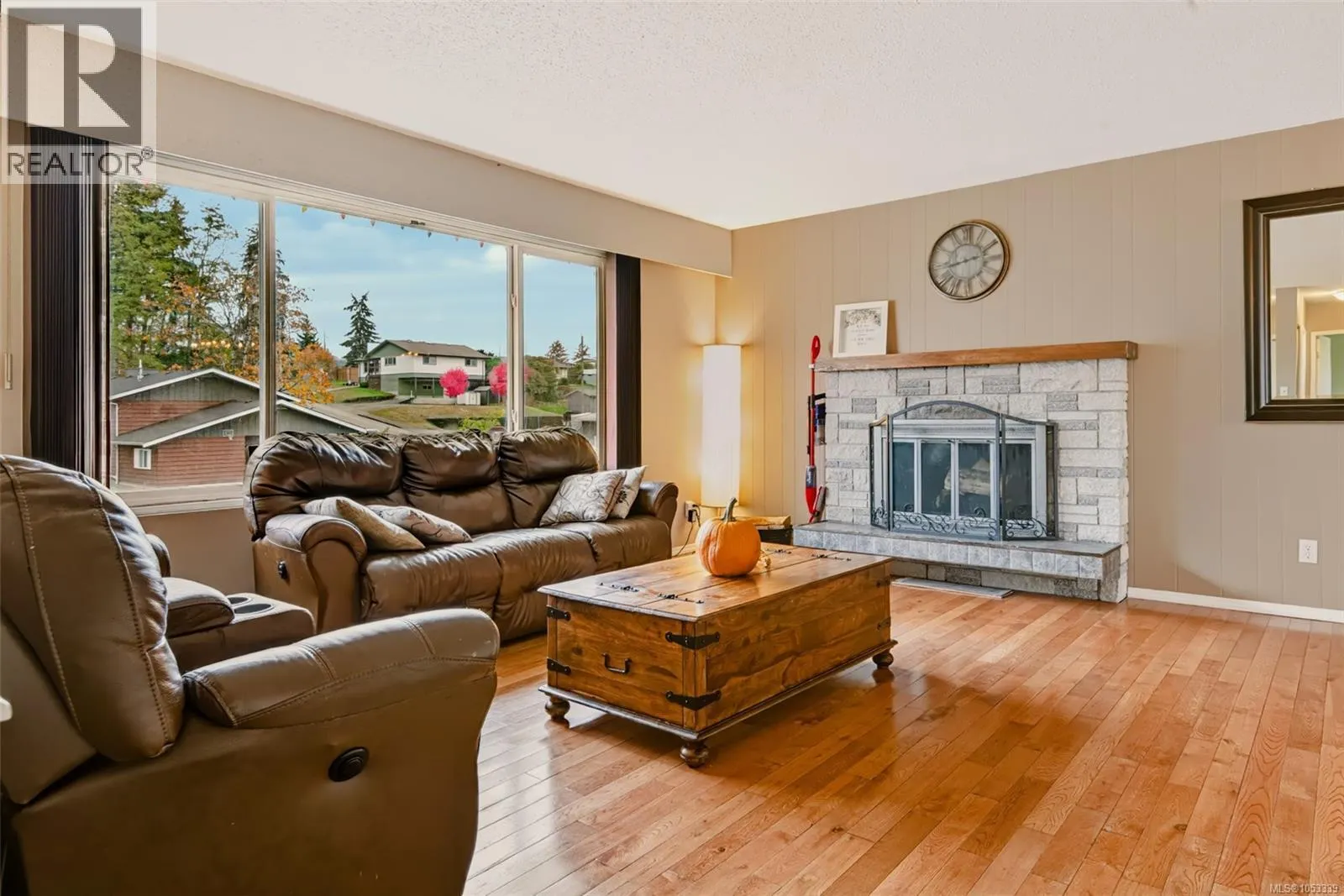 5390 Haslam Dr