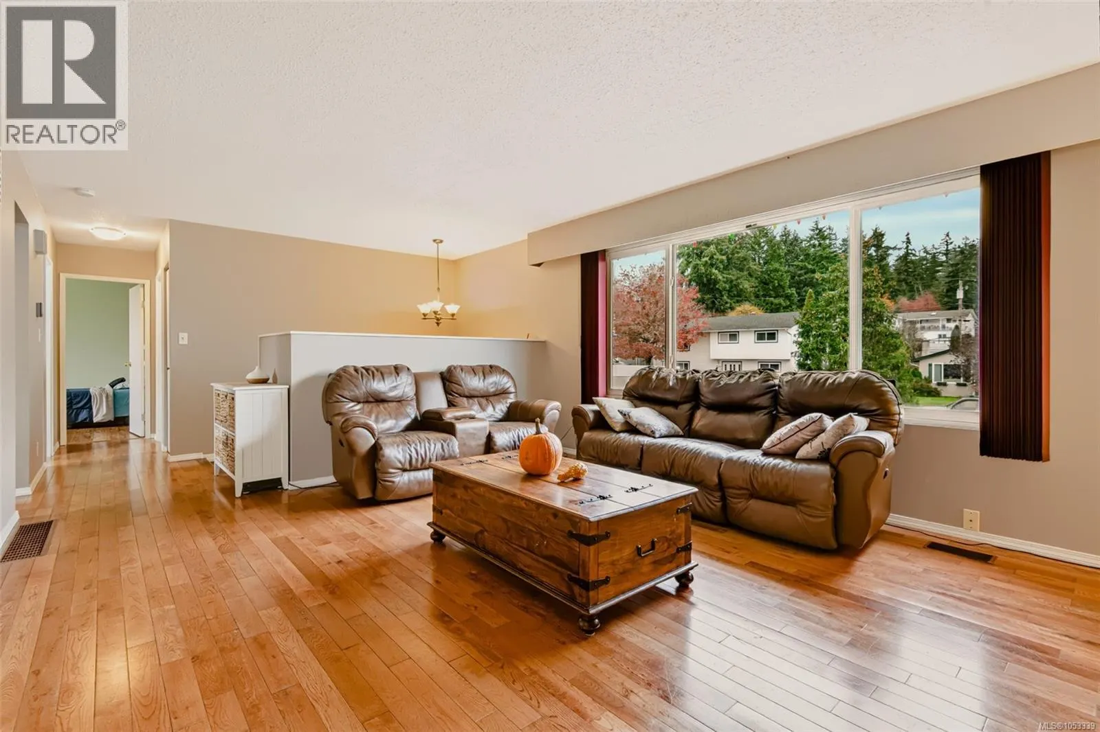 5390 Haslam Dr