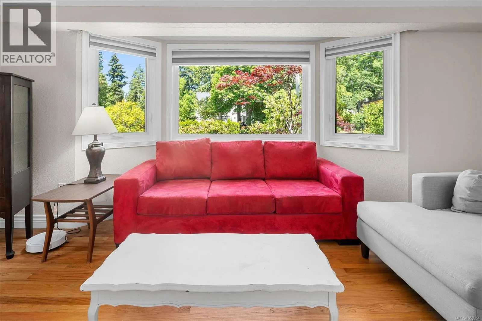 3990 Haro Rd