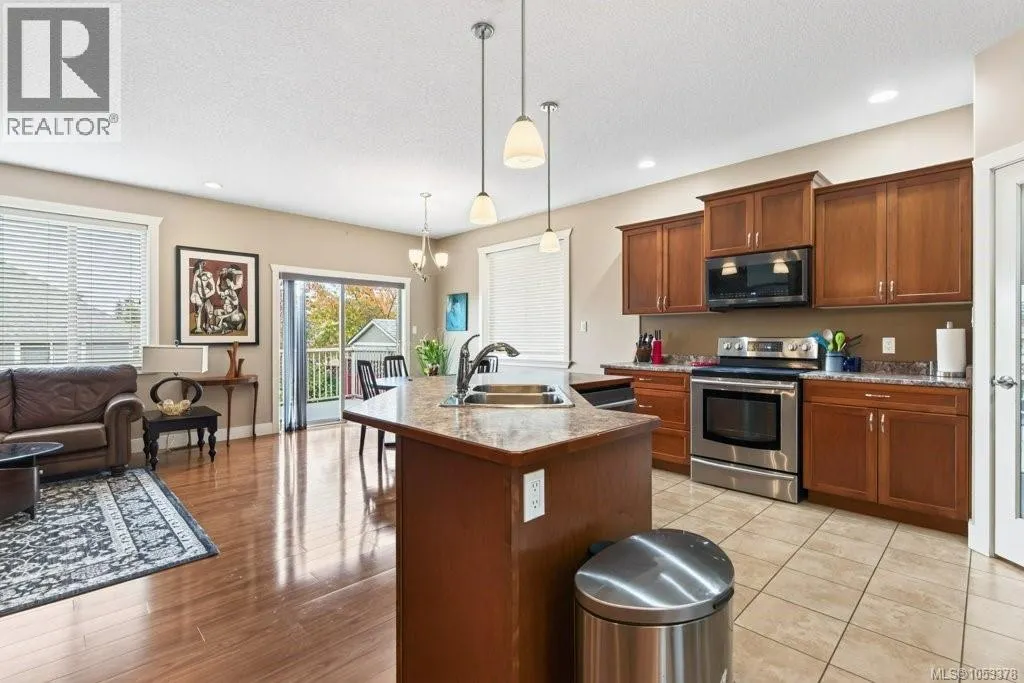 1064 Cordero Cres