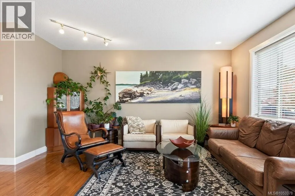 1064 Cordero Cres