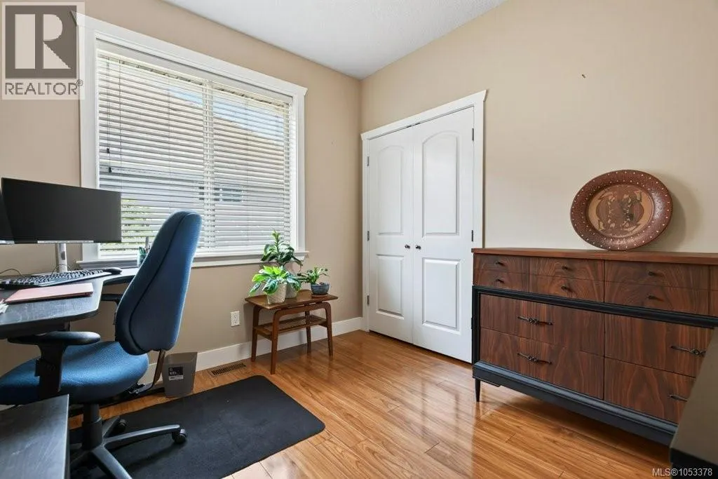 1064 Cordero Cres