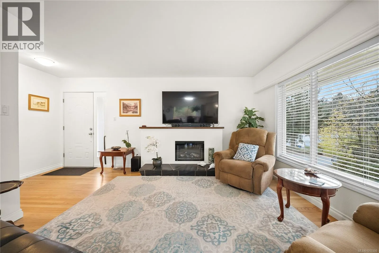 417 Girvin Ave