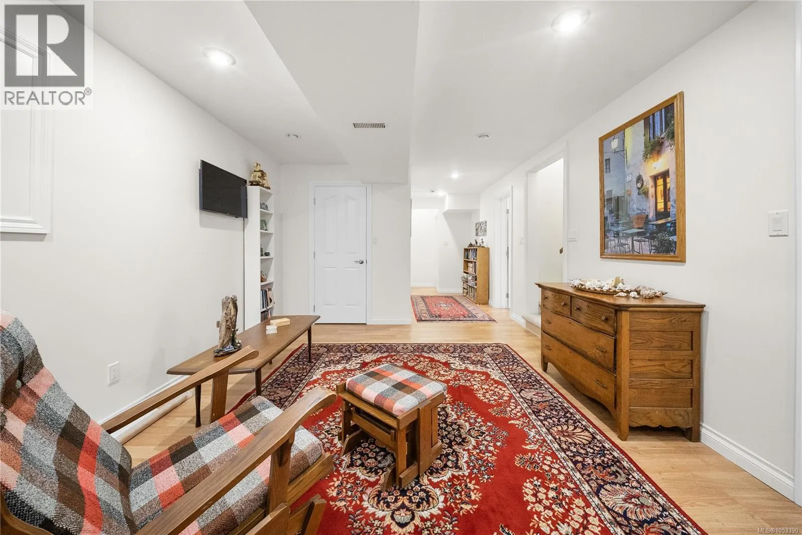 417 Girvin Ave