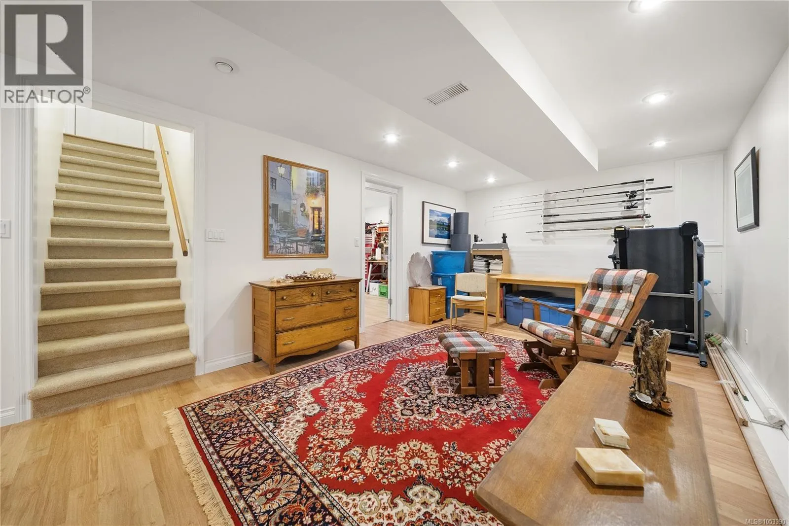 417 Girvin Ave