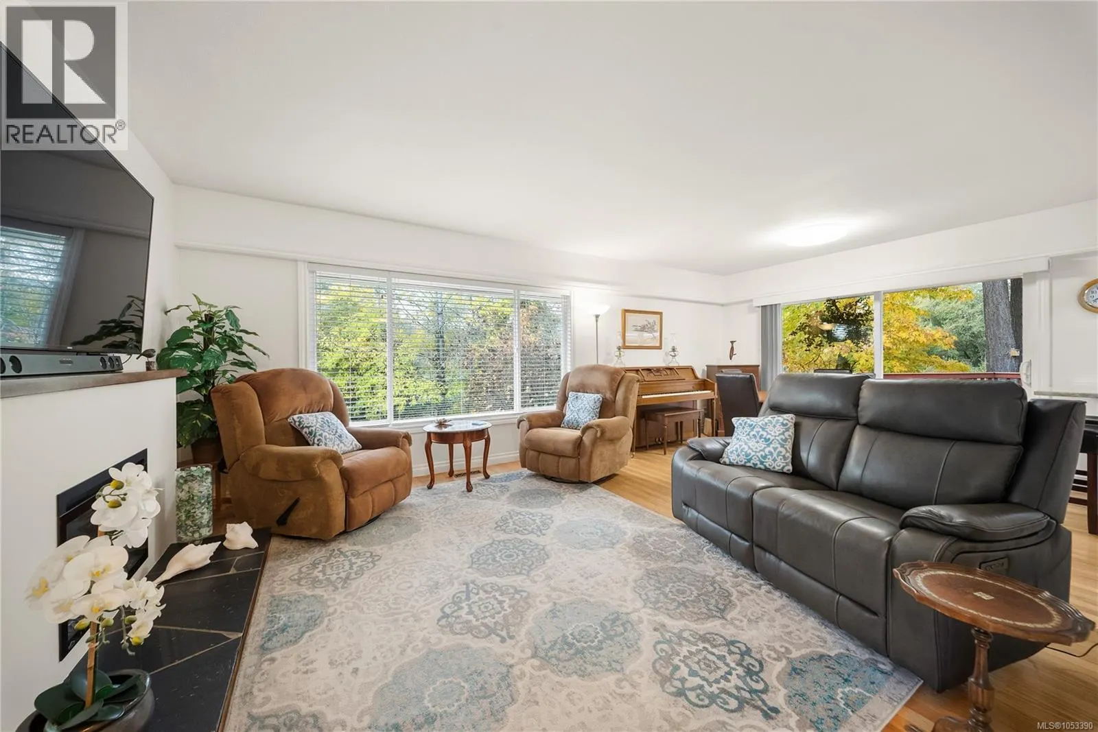 417 Girvin Ave