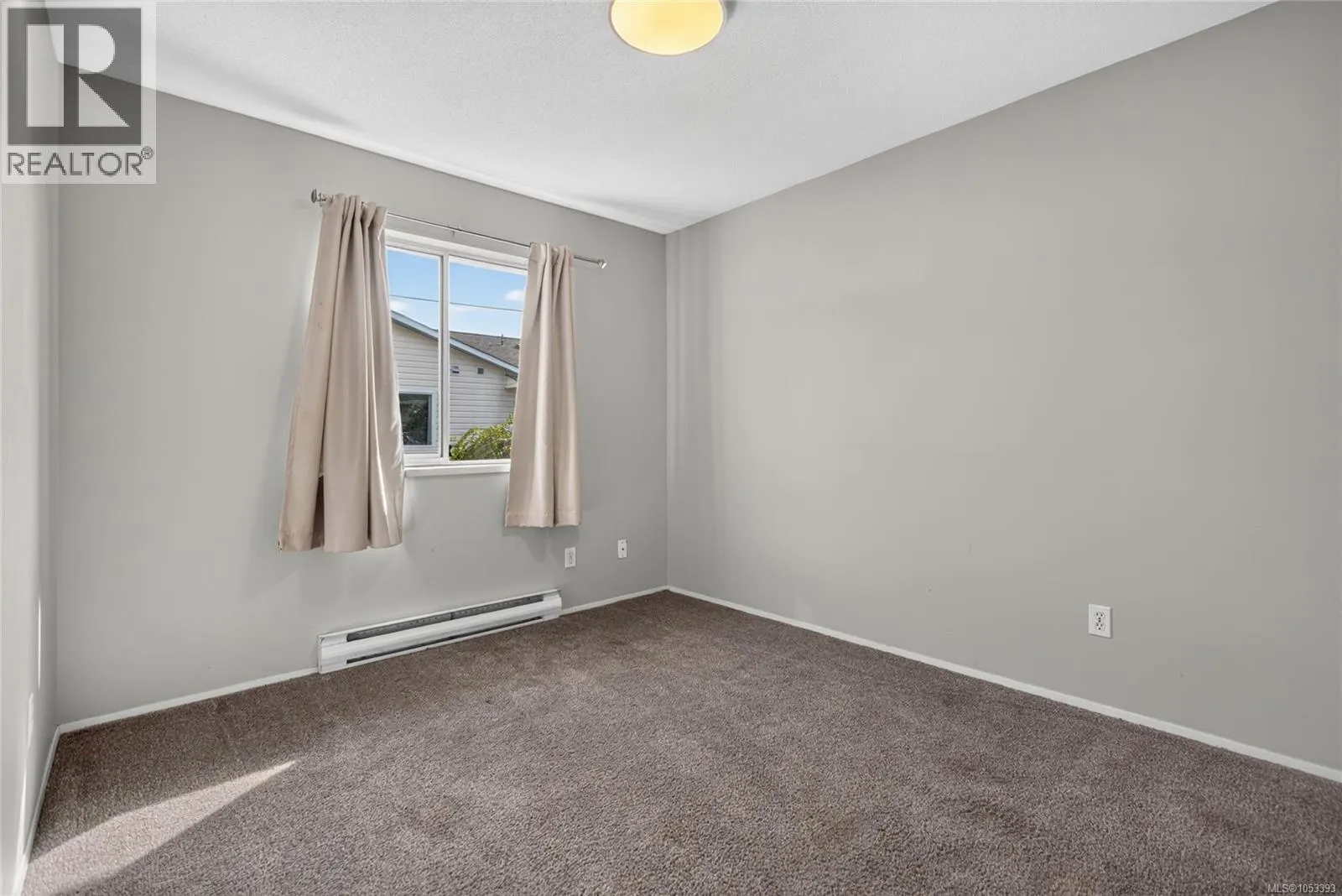 21 1095 Edgett Rd