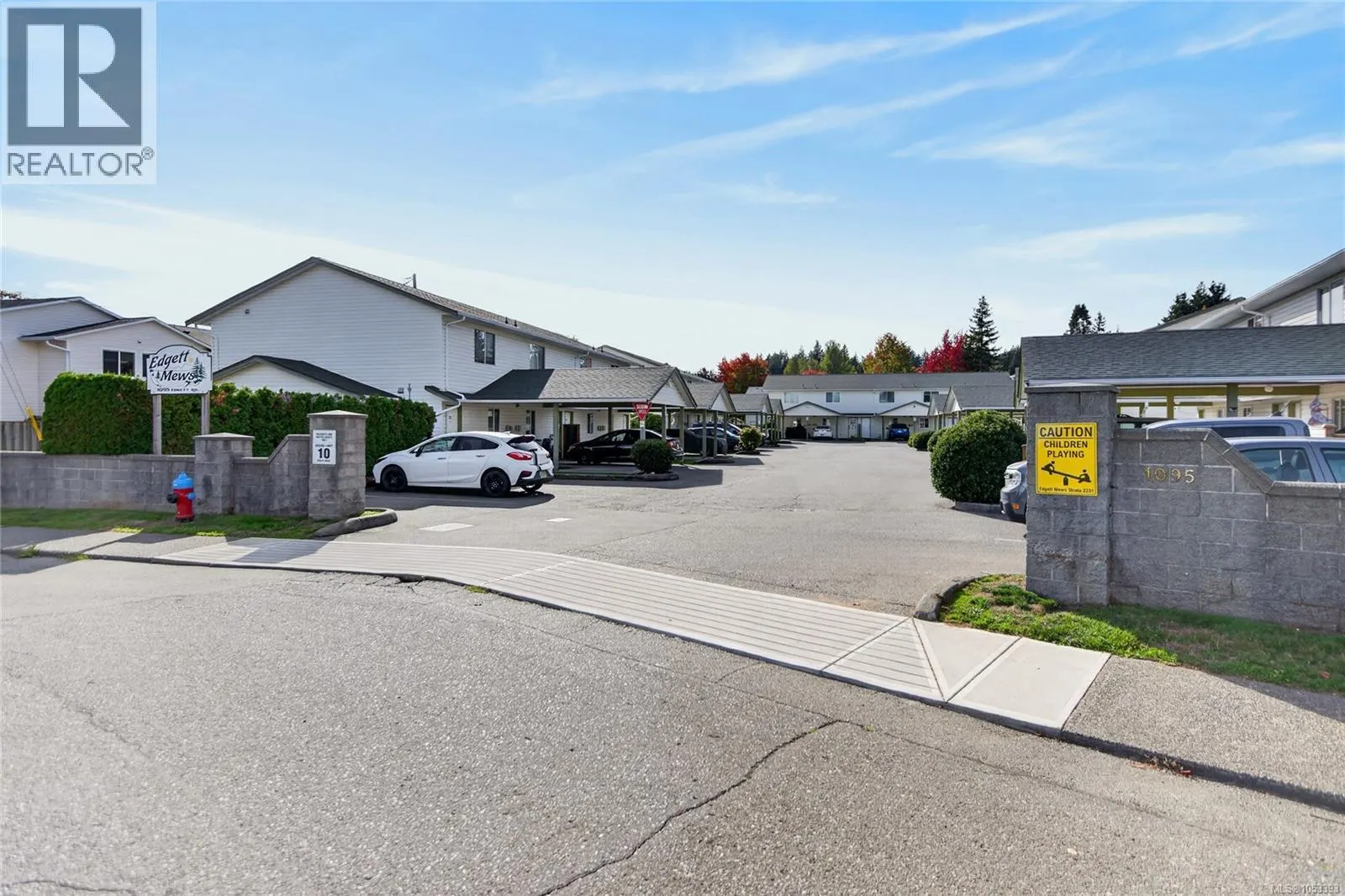 21 1095 Edgett Rd